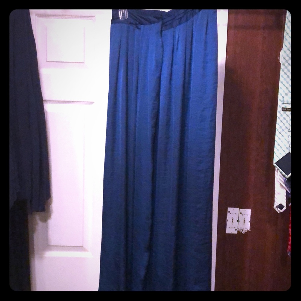 Blue maxi